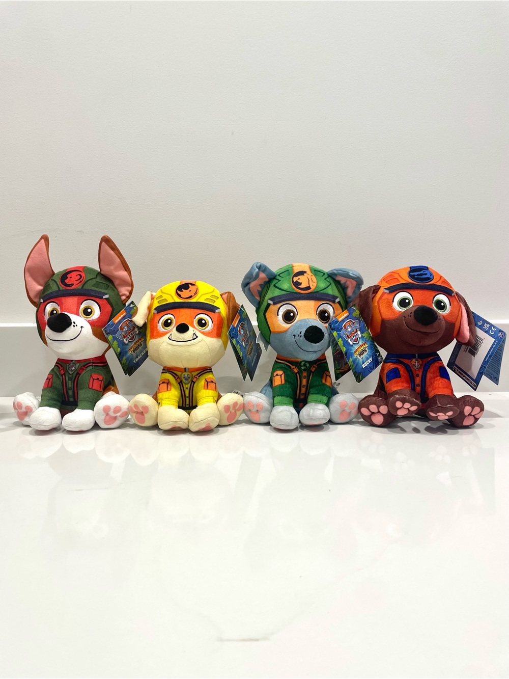 NEW Paw Patrol Jungle Pups Plush Toy Set